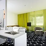 Tryp By Wyndham Frankfurt 3*