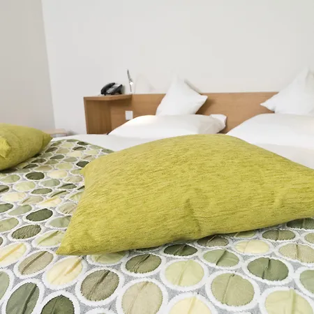 Tryp By Wyndham Frankfurt Otel 3*