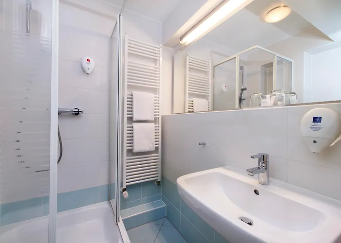 Tryp By Wyndham Frankfurt 3*