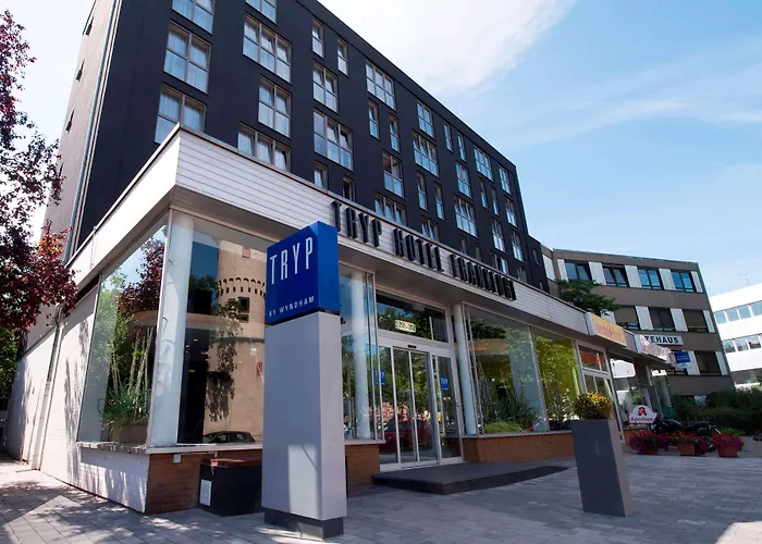 Tryp By Wyndham Frankfurt Otel