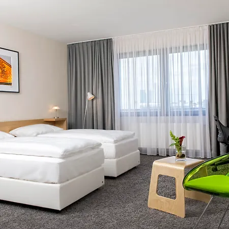 Hotel Tryp By Wyndham Frankfurt Frankfurt am Main