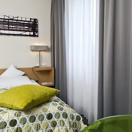 Tryp By Wyndham Frankfurt Hotel