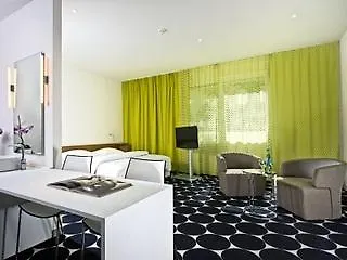 Hotel Tryp By Wyndham Frankfurt